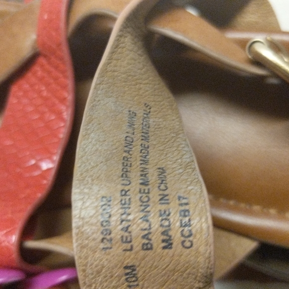 Sofft leather Sandals size 10 - Picture 9 of 10